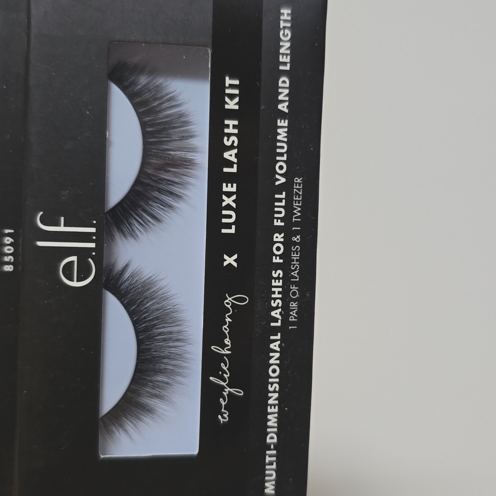 *FREE* ELF Luxe Lash Kit